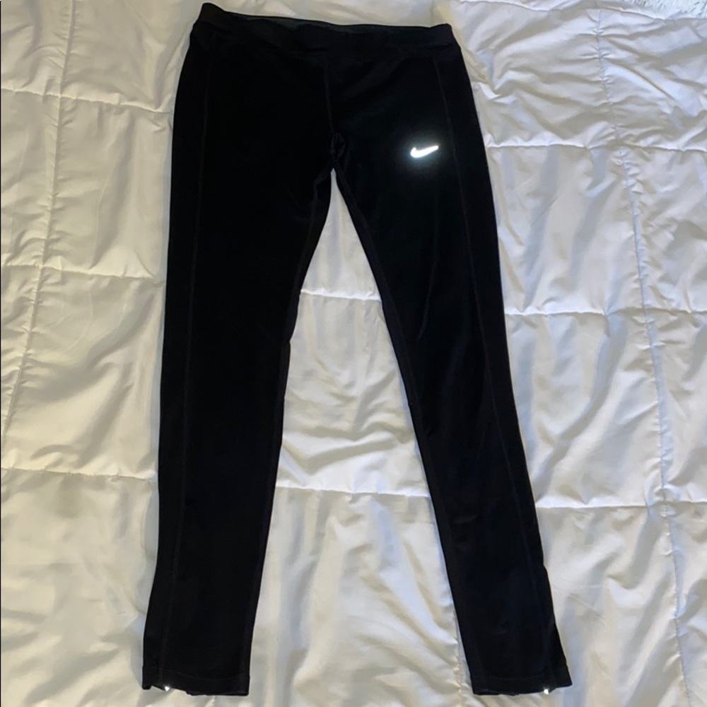 dry-fit nike leggings